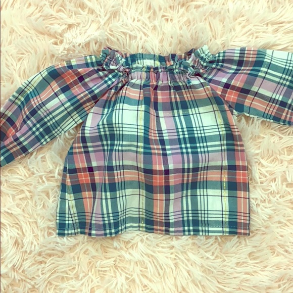 Perfect condition! Carter’s Plaid Top 6 month! - Picture 2 of 5